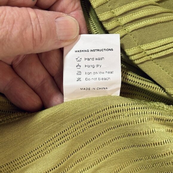 Boho Textured Squiggly Asymmetrical Top Women's XL Lime Green Cut-Out Keyhole - Picture 14 of 16